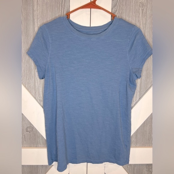 Universal Thread Tops - BAG159. Universal Thread Blue Heathered Short Sleeve 100% Cotton Tee M